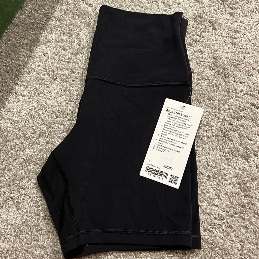 NWT Lululemon Super High Rise Align Short 6”